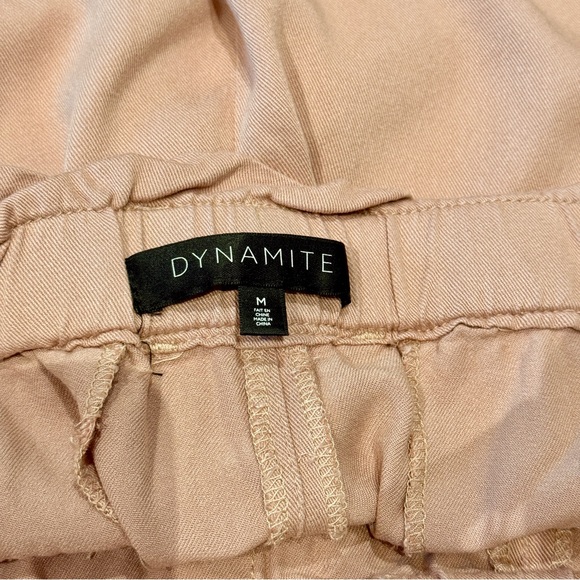 Dynamite Salmon Pink High-Waisted Ruffled Bermuda Shorts with Pockets, Size M - Picture 5 of 10